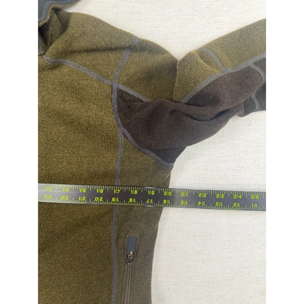 Kuhl Interceptr Alfpaca Kashmira Mens Medium Olive Green Full Zip Jacket